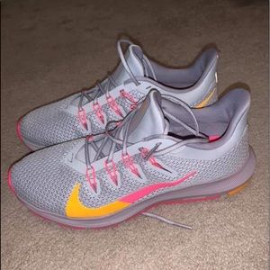 Nike shoes size 8